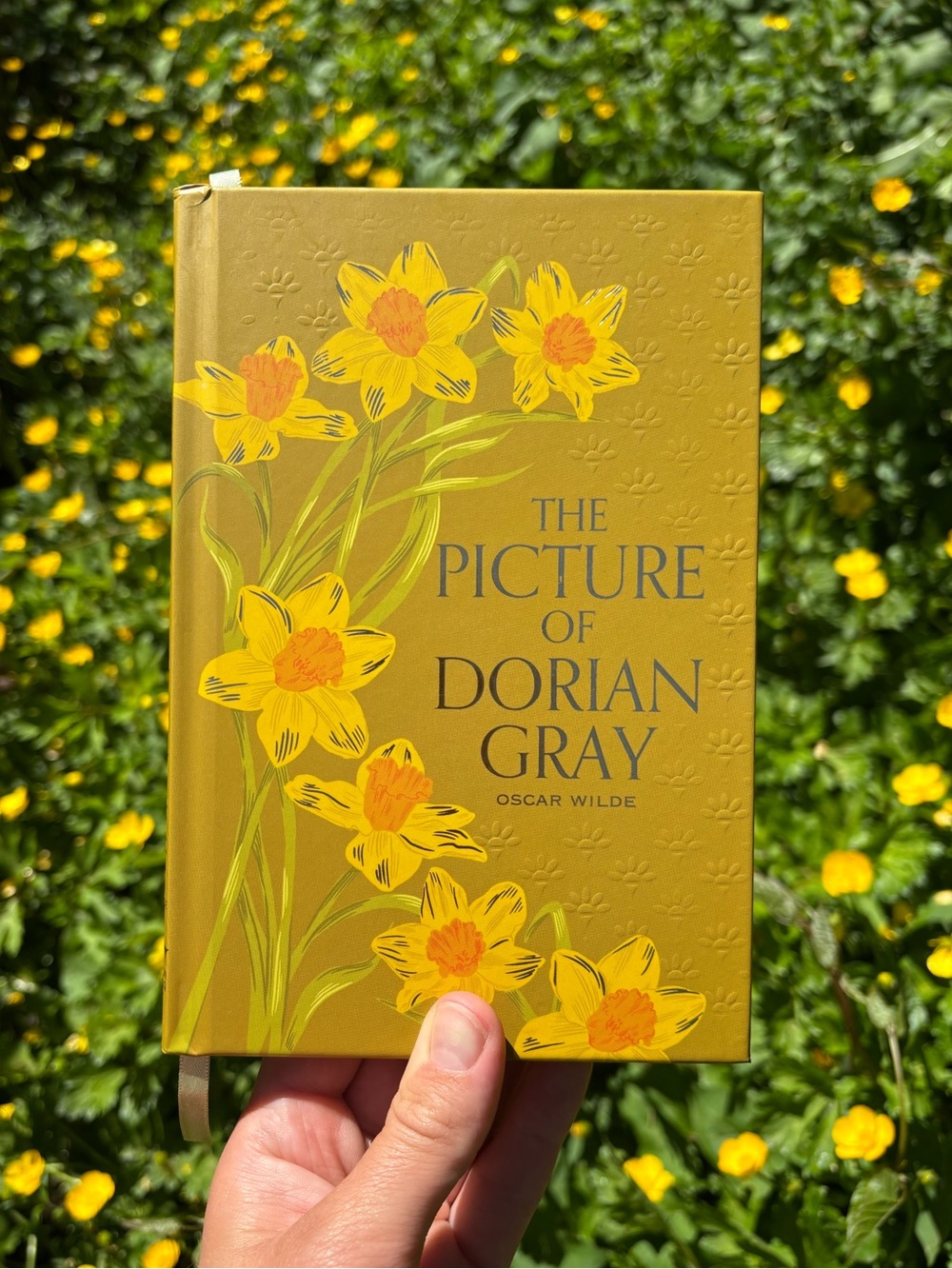 NWOT “The Picture of Dorian Gray” Yellow Floral Hardcover Book